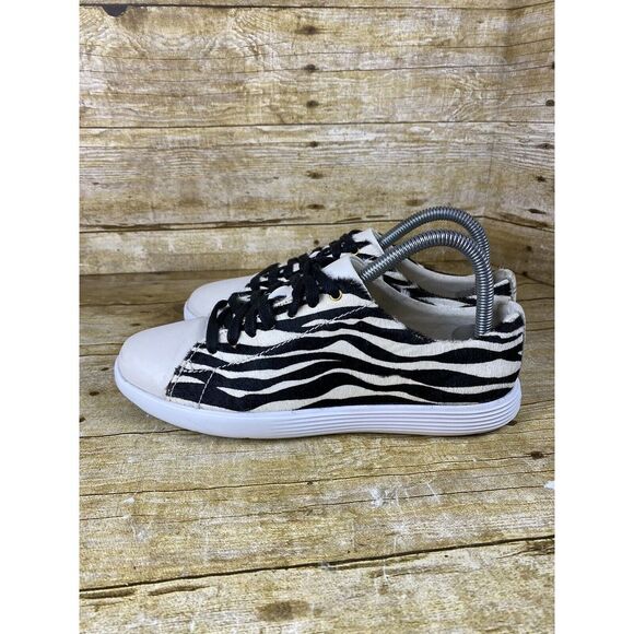 COLE HAAN Grand Crosscourt Sneaker Womens 6.5 B BLACK & WHITE Zebra Calf Hair - Picture 5 of 11